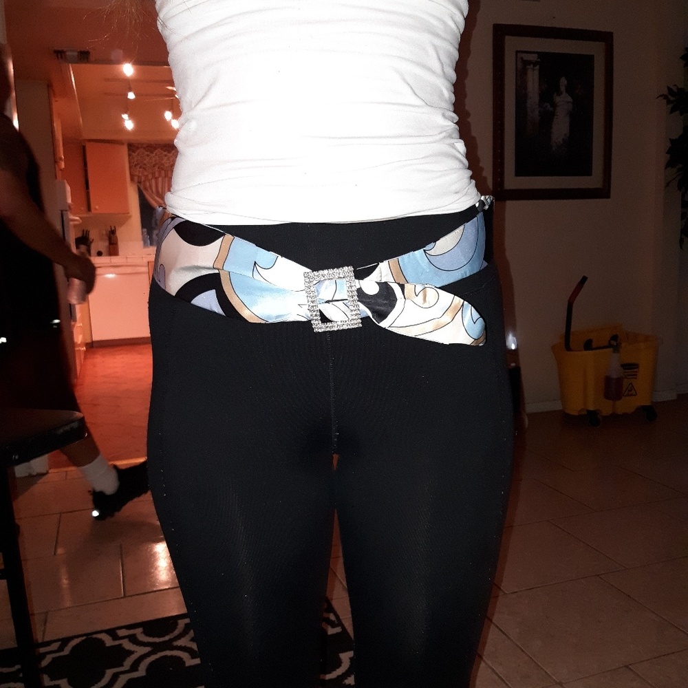 Set of belt, bracelet and headband